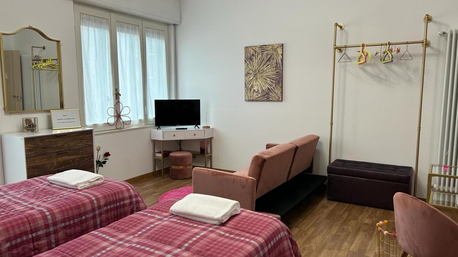 Comfort Accommodation Room Бергамо Екстериор снимка