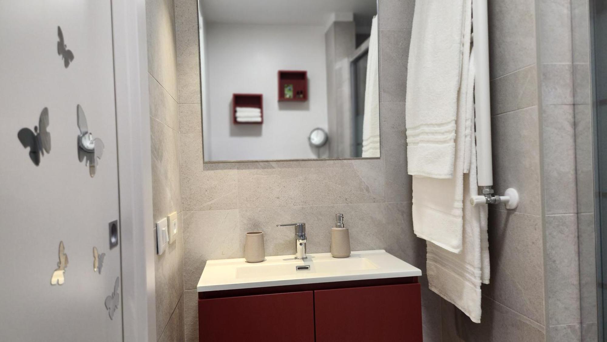 Comfort Accommodation Room Бергамо Екстериор снимка